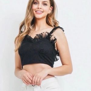 Lace crop bra